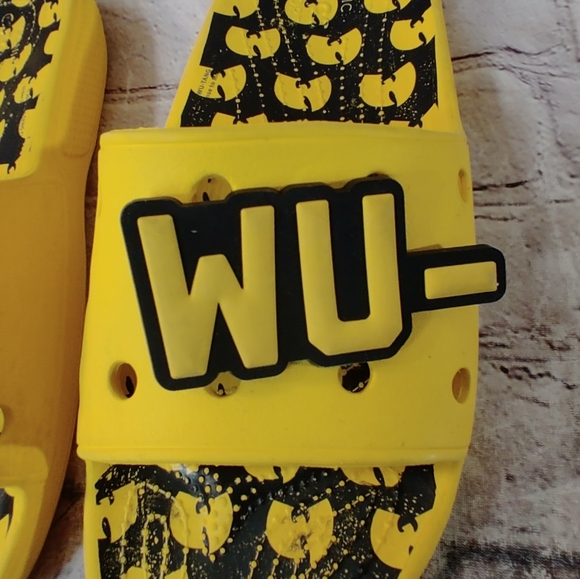 Crocs Wutang Classic Slides 12 Mens - Picture 2 of 11